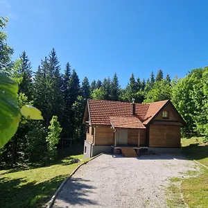 Starry Laz Mountain House Ravna Gora