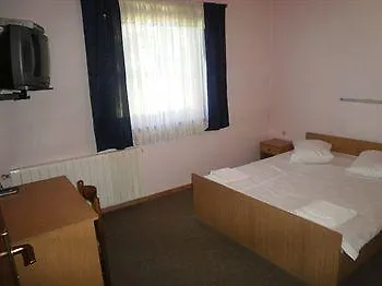 Pansion Bijela Ruza - A La Carte Ravna Gora